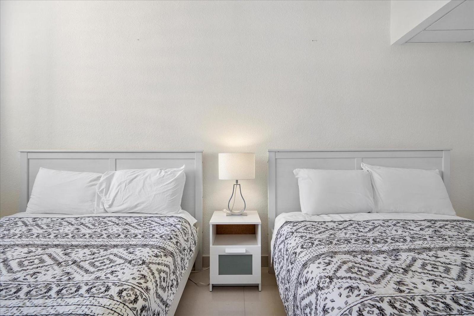 הוליווד The Tides Ocean Luxury Suites חדר תמונה
