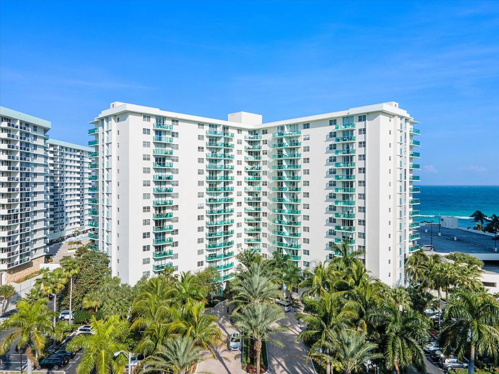 הוליווד The Tides Ocean Luxury Suites מראה חיצוני תמונה